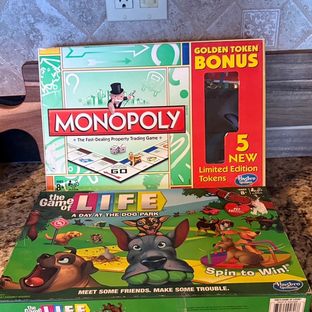 Hasbro Monopoly and The Game of Life Board Game Set - Green and Gold